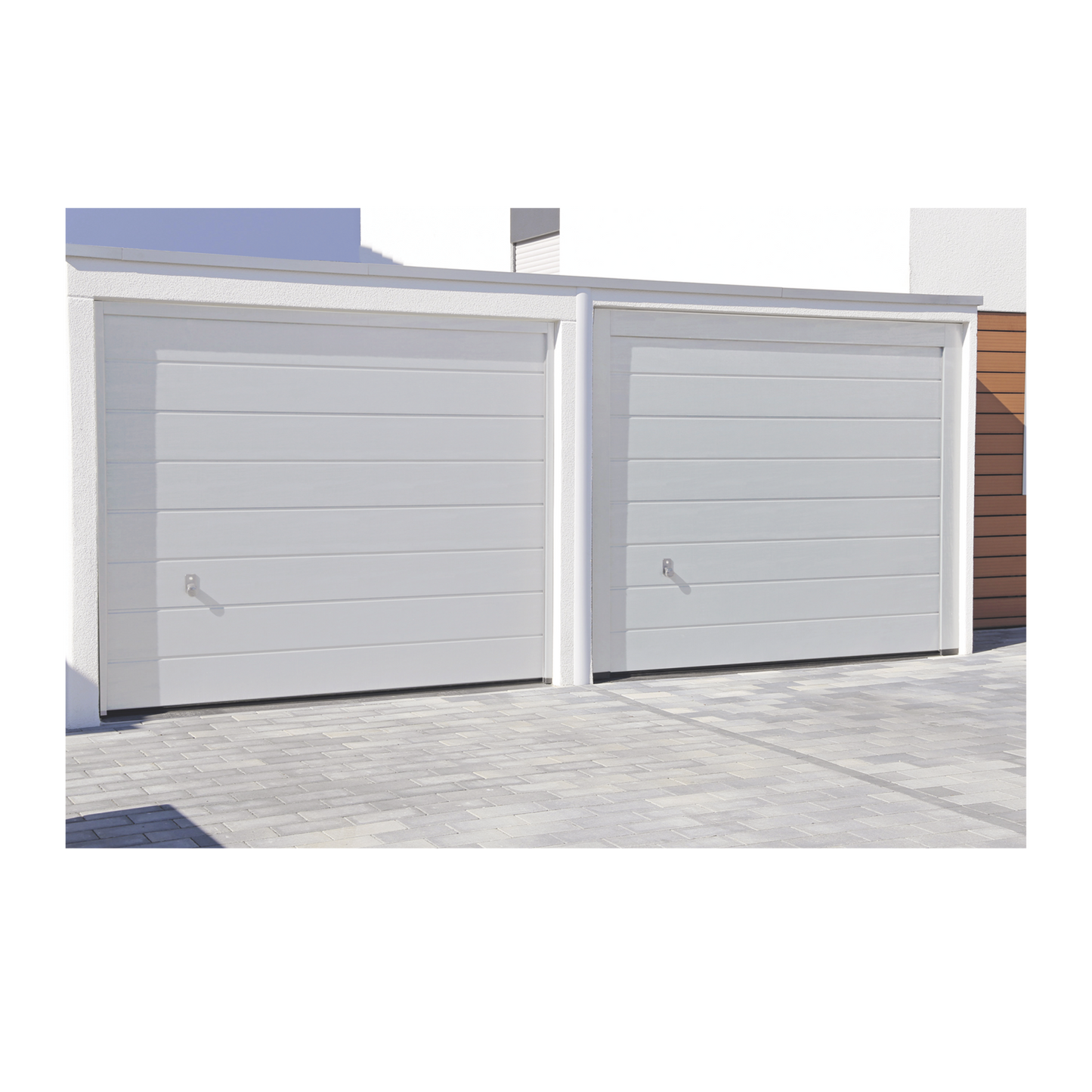 GARAGE-208 Puerta de Garage de Alta Calidad / Linea Central / Color Blanco 20X8 pies, AISLADA, Estilo Americana.