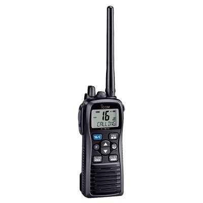 IC-M73 - Radio portátil marino, 6 W de potencia RF, sumergible IPX8, 700mW de potencia de audio, rango de frecuencia Tx:156.025-157.425MHz, Rx:156.050-163.275MHz. Incluye Batería, antena, clip, cargador, cable de encendedor y correa.