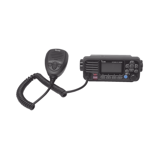 IC-M330GB - Radio Móvil Marino ICOM, color negro, clase D DSC. Tx: 156.025 - 157.425 MHz, Rx: 156.050 - 163.275 MHz, GPS interconstruido, 25W de potencia, sumergible IPX7 incluye micrófono y cable de alimentación