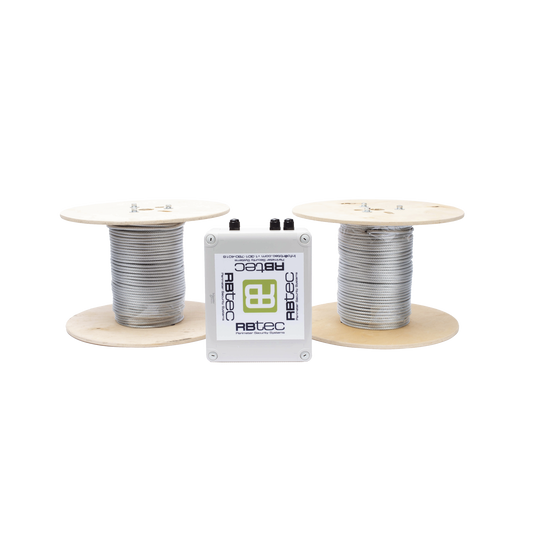 IROC-2Z-500-V2 Kit de Cable Sensor Perimetral Para Cercas Ciclonicas IRONCLAD/ 305 METROS / 2 ZONAS; 152 METROS POR ZONA / Sin Falsas Alarmas por Viento / TODO Incluido TARJETA LPU400/ Calibración por Software