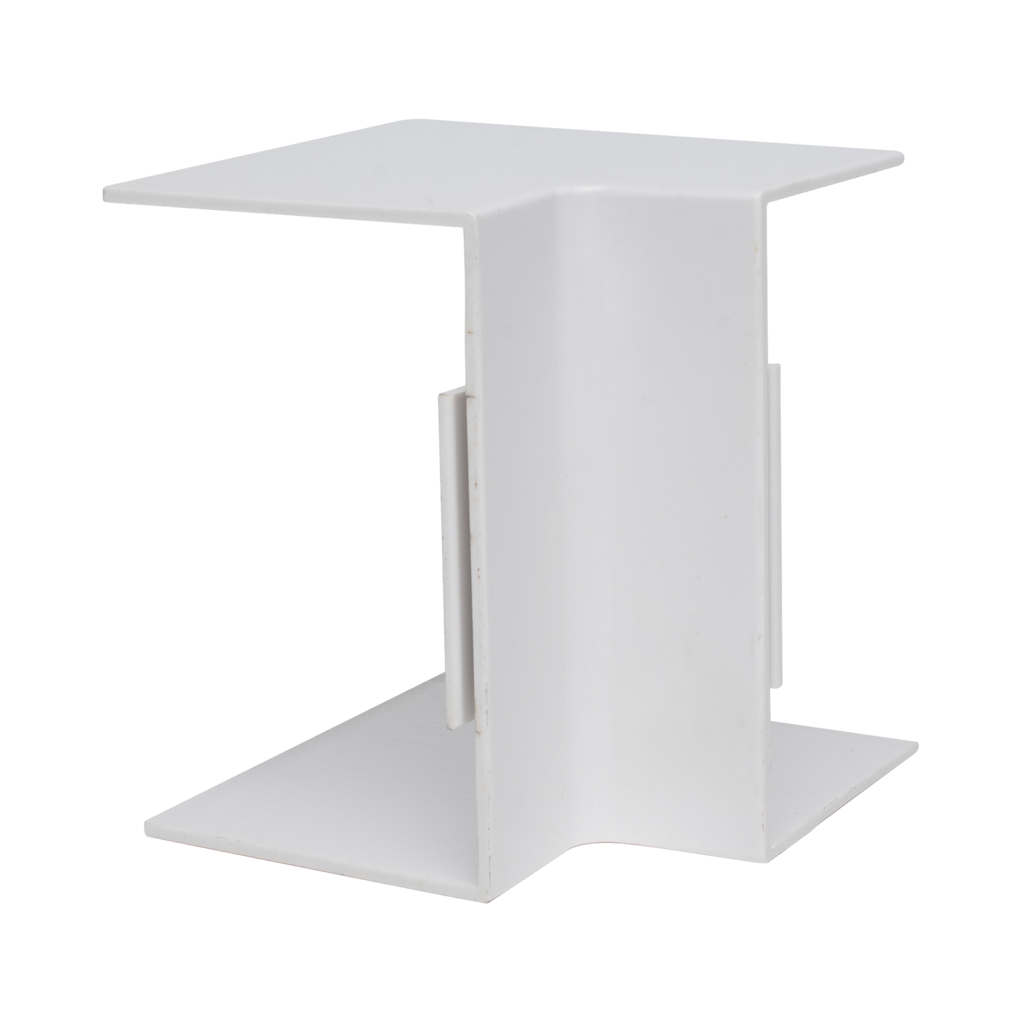 TMK-4577-EI - Esquinero Interior Color Blanco de PVC Auto Axtinguible, Para Canaleta TMK-4577 (5520-02001)