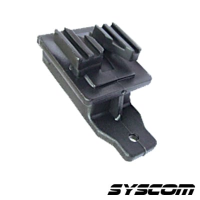 AP101 Aislador de Paso para cercos eléctricos, resistente al clima extremo.